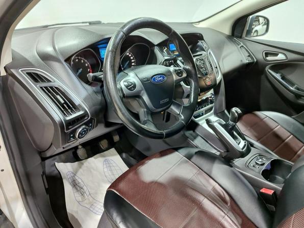 Ford Focus III с пробегом 2011 года, цена 650 000 рублей, 232000 км, седан, Автокод Объявления