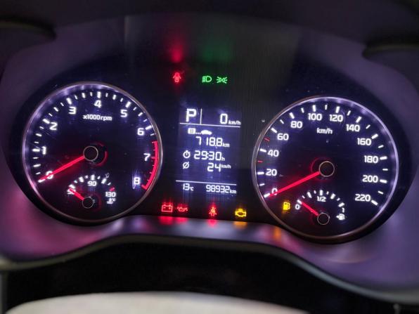 Kia Rio IV с пробегом 2018 года, цена 1 569 000 рублей, 98932 км, хэтчбек, Автокод Объявления