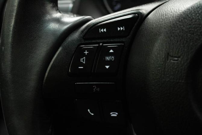 Mazda 6 III (GJ) Рестайлинг с пробегом 2015 года, цена 1 339 000 рублей, 258072 км, седан, Автокод Объявления