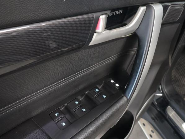 Chevrolet Captiva I Рестайлинг 2 с пробегом 2014 года, цена 1 175 100 рублей, 190090 км, внедорожник, Автокод Объявления
