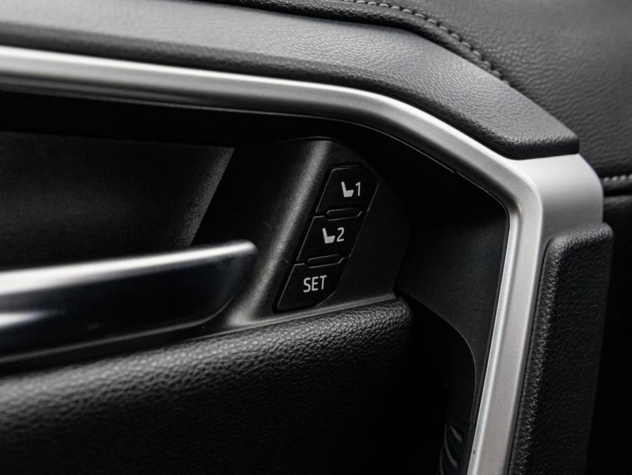 Toyota RAV4 V (XA50) Санкт-Петербург  - изображение 29