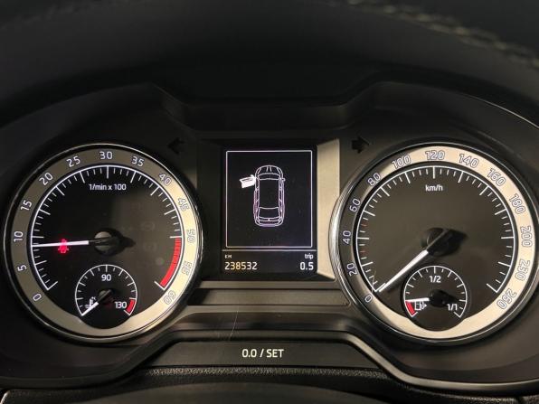 Skoda Octavia III (A7) Рестайлинг с пробегом 2018 года, цена 1 449 000 рублей, 236792 км, универсал, Автокод Объявления