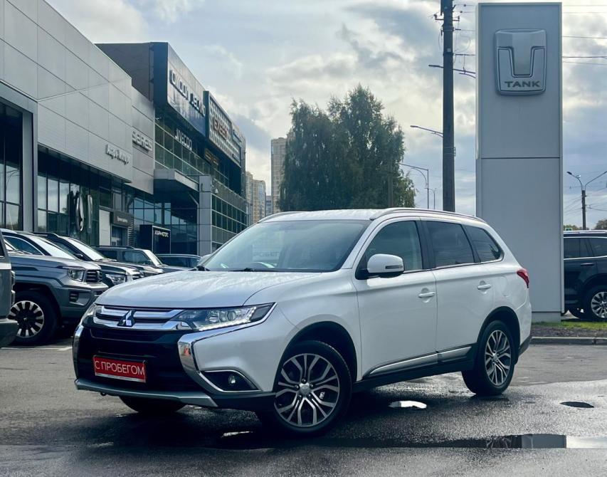 Mitsubishi Outlander III Рестайлинг 3 Санкт-Петербург  - изображение 3