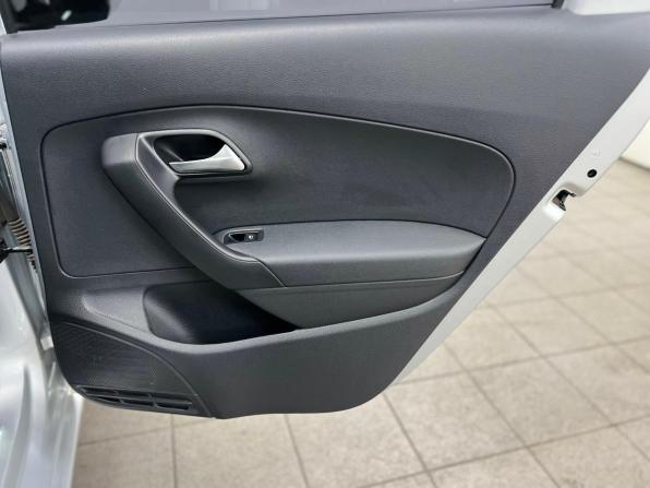 Volkswagen Polo V с пробегом 2013 года, цена 710 000 рублей, 179000 км, седан, Автокод Объявления