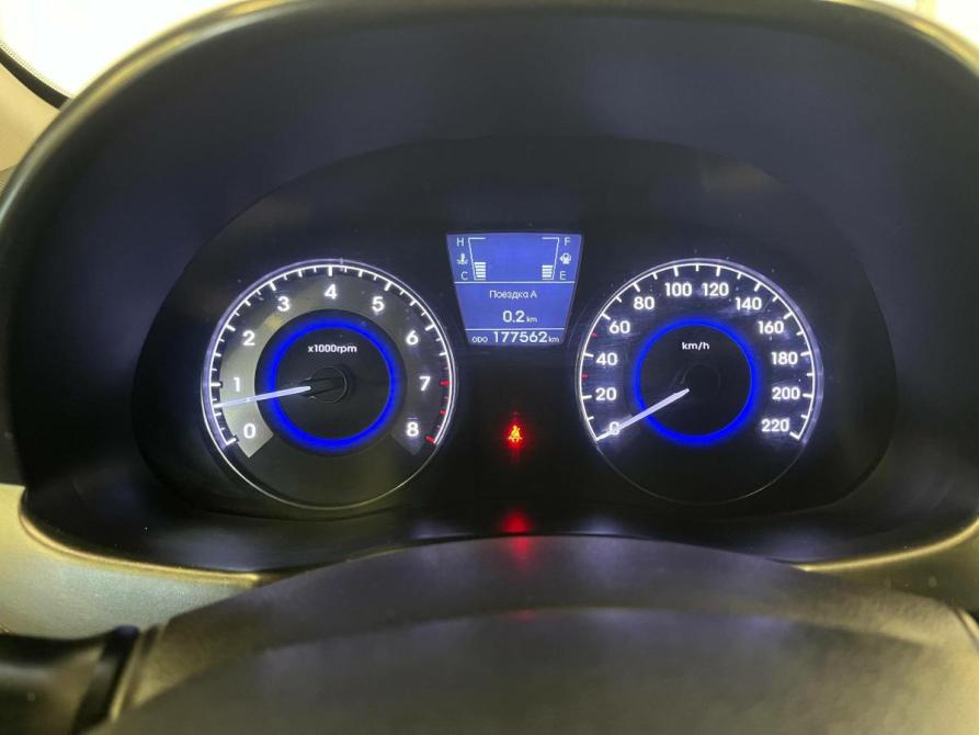 Hyundai Solaris I Липецк  - изображение 11