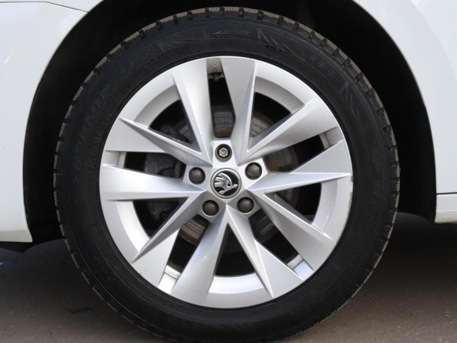 Skoda Octavia IV (A8) Москва  - изображение 24
