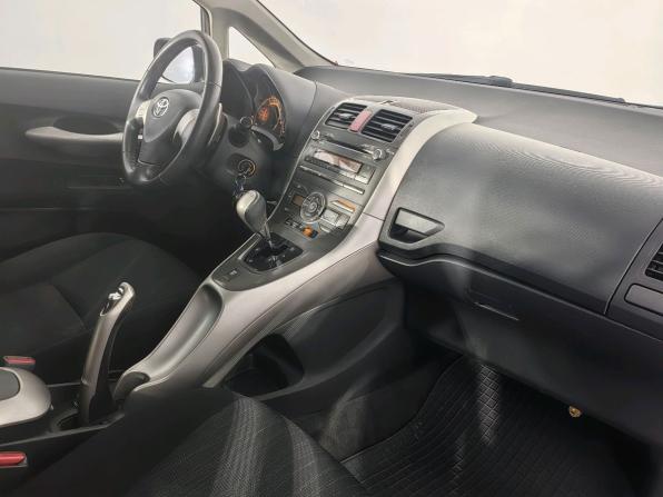 Toyota Auris I с пробегом 2007 года, цена 589 000 рублей, 134825 км, хэтчбек, Автокод Объявления