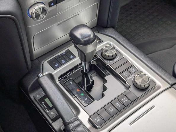 Toyota Land Cruiser 200 Series Рестайлинг 2 с пробегом 2016 года, цена 5 697 000 рублей, 122269 км, внедорожник, Автокод Объявления
