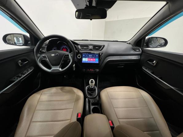 Kia Rio III Рестайлинг с пробегом 2017 года, цена 995 000 рублей, 176300 км, хэтчбек, Автокод Объявления