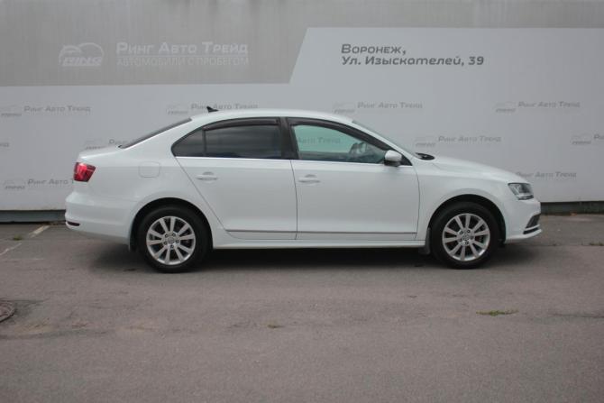 Volkswagen Jetta VI Рестайлинг с пробегом 2018 года, цена 1 590 000 рублей, 119054 км, седан, Автокод Объявления