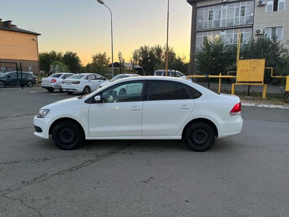 Volkswagen Polo V с пробегом 2014 года, цена 640 000 рублей, 181000 км, седан, Автокод Объявления