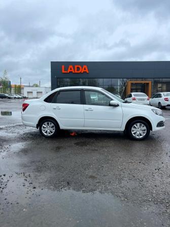 Lada (ВАЗ) Granta I Рестайлинг с пробегом 2023 года, цена 710 000 рублей, 67900 км, седан, Автокод Объявления
