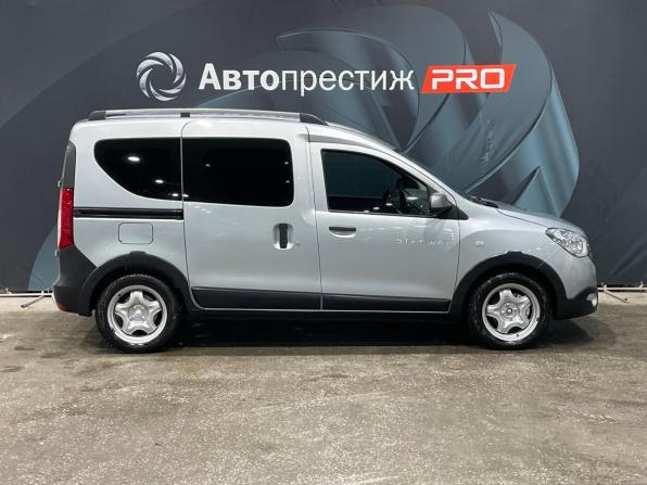 Renault Dokker I с пробегом 2019 года, цена 1 219 000 рублей, 105710 км, компактвэн, Автокод Объявления