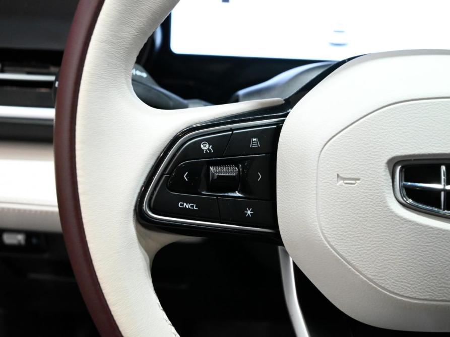 Geely Monjaro I Екатеринбург  - изображение 17