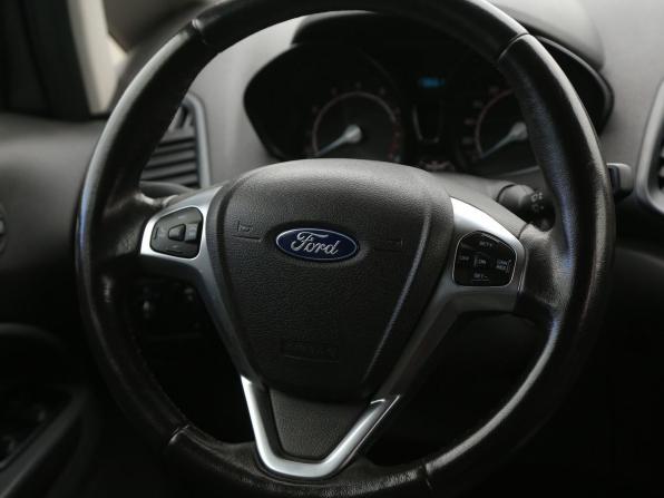 Ford EcoSport II с пробегом 2016 года, цена 922 000 рублей, 180000 км, внедорожник, Автокод Объявления