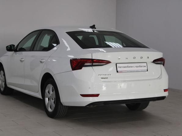 Skoda Octavia IV (A8) с пробегом 2021 года, цена 1 979 900 рублей, 179624 км, лифтбек, Автокод Объявления