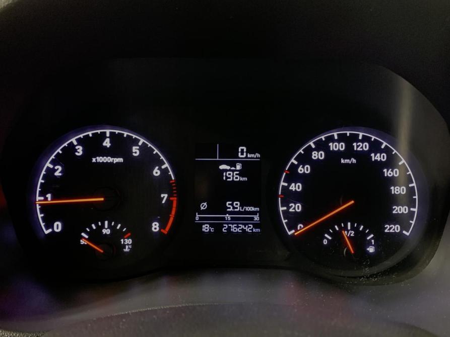 Hyundai Solaris II Москва  - изображение 14