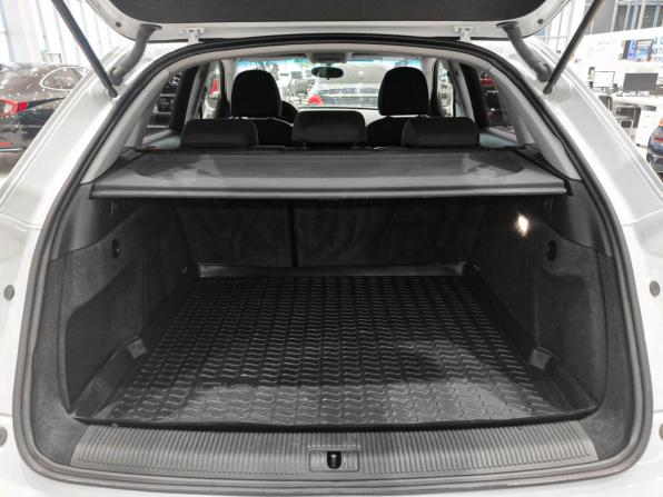 Audi Q3 I (8U) с пробегом 2012 года, цена 1 450 000 рублей, 199687 км, внедорожник, Автокод Объявления