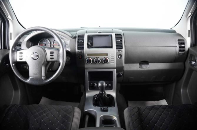 Nissan Pathfinder III с пробегом 2007 года, цена 1 079 000 рублей, 400258 км, внедорожник, Автокод Объявления