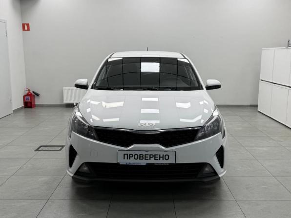 Kia Rio IV Рестайлинг с пробегом 2022 года, цена 1 280 000 рублей, 134782 км, седан, Автокод Объявления