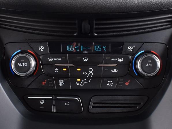 Ford Kuga II Рестайлинг с пробегом 2017 года, цена 1 649 999 рублей, 88868 км, внедорожник, Автокод Объявления