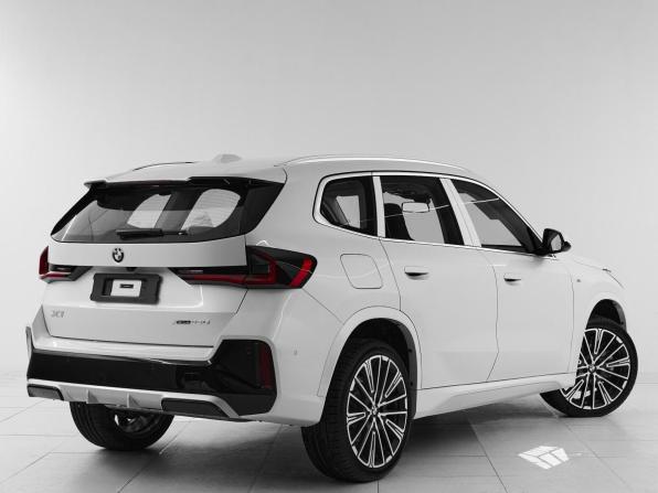 BMW X1 III (U11/U12) с пробегом 2025 года, цена 5 600 000 рублей, 43 км, внедорожник, Автокод Объявления