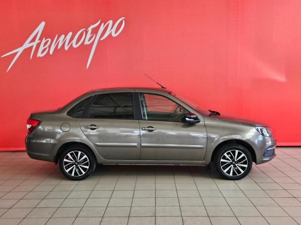 Lada (ВАЗ) Granta I Рестайлинг с пробегом 2022 года, цена 779 000 рублей, 36991 км, седан, Автокод Объявления