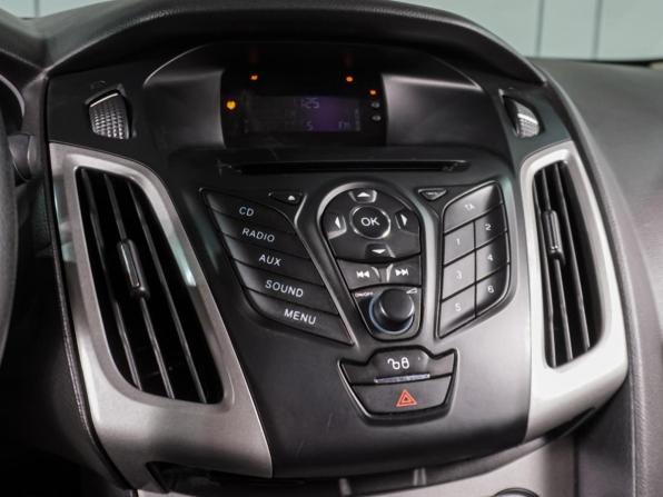Ford Focus III с пробегом 2012 года, цена 949 000 рублей, 131603 км, хэтчбек, Автокод Объявления