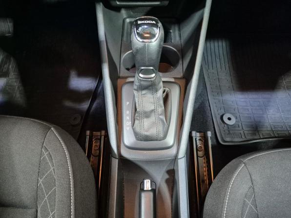 Skoda Rapid II с пробегом 2022 года, цена 1 580 000 рублей, 145000 км, лифтбек, Автокод Объявления