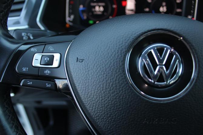 Volkswagen Tiguan II с пробегом 2019 года, цена 2 285 000 рублей, 252846 км, внедорожник, Автокод Объявления