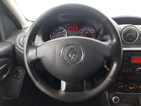 Renault Duster I с пробегом 2013 года, цена 760 000 рублей, 202498 км, внедорожник, Автокод Объявления