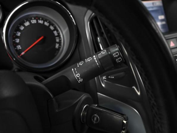 Opel Astra J с пробегом 2011 года, цена 999 000 рублей, 152369 км, хэтчбек, Автокод Объявления