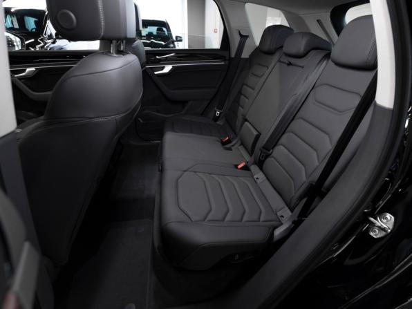 Volkswagen Touareg III Рестайлинг с пробегом 2025 года, цена 8 250 000 рублей, 50 км, внедорожник, Автокод Объявления