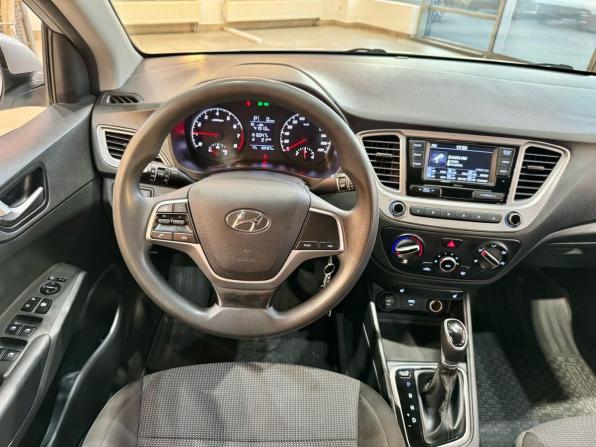 Hyundai Solaris II Рестайлинг с пробегом 2021 года, цена 1 485 000 рублей, 120467 км, седан, Автокод Объявления