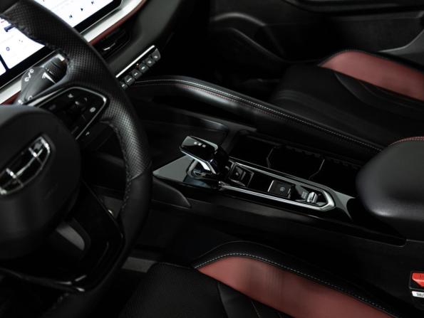 Geely Coolray I Рестайлинг с пробегом 2024 года, цена 2 287 000 рублей, 29050 км, внедорожник, Автокод Объявления