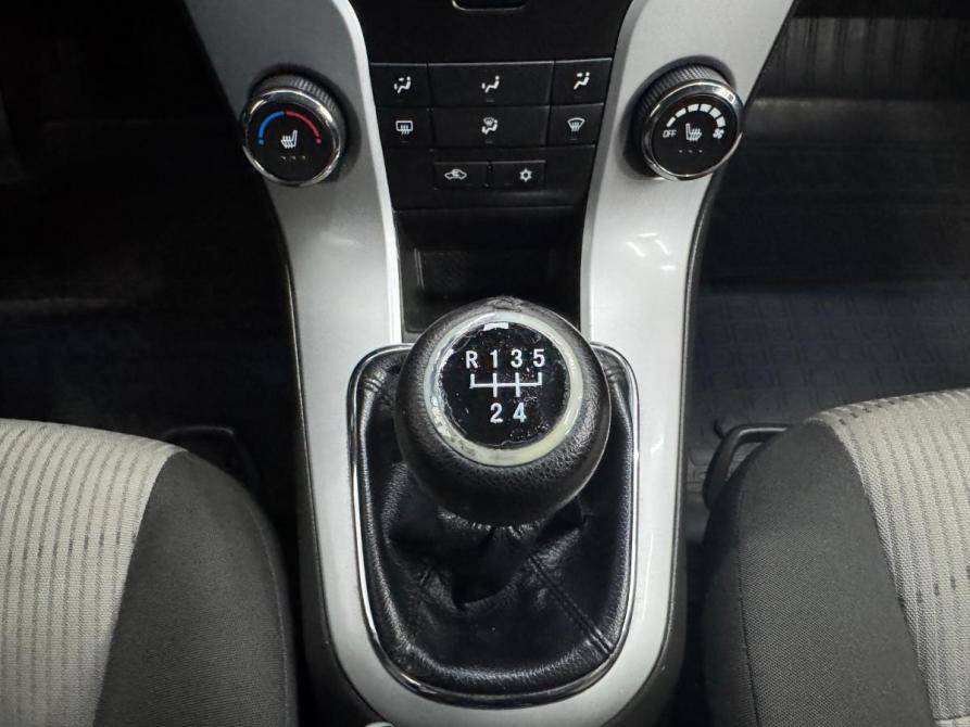Chevrolet Cruze I Рестайлинг Магнитогорск  - изображение 12