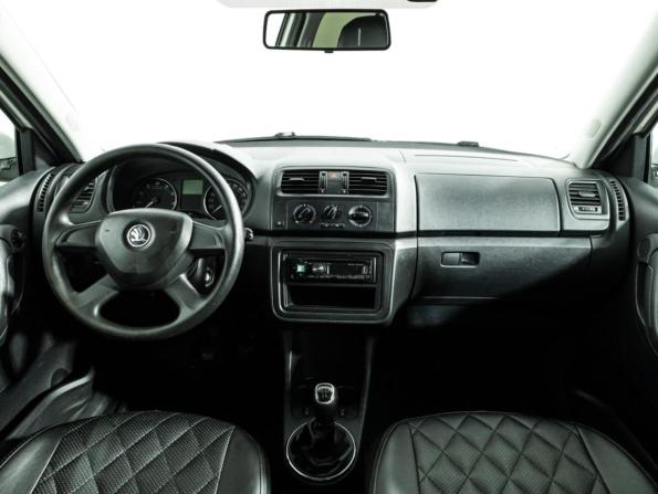 Skoda Fabia II Рестайлинг с пробегом 2013 года, цена 720 000 рублей, 156000 км, хэтчбек, Автокод Объявления