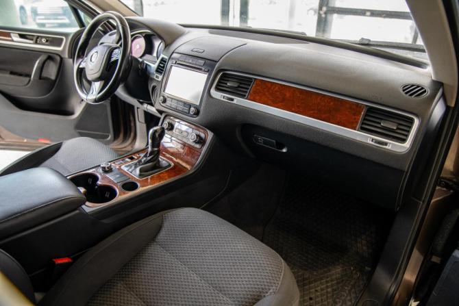 Volkswagen Touareg II с пробегом 2013 года, цена 2 950 000 рублей, 218950 км, внедорожник, Автокод Объявления