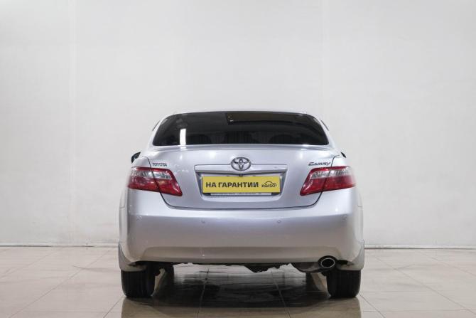 Toyota Camry VI (XV40) Рестайлинг с пробегом 2011 года, цена 1 569 000 рублей, 198000 км, седан, Автокод Объявления