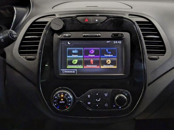 Renault Kaptur I с пробегом 2017 года, цена 1 345 000 рублей, 120482 км, внедорожник, Автокод Объявления