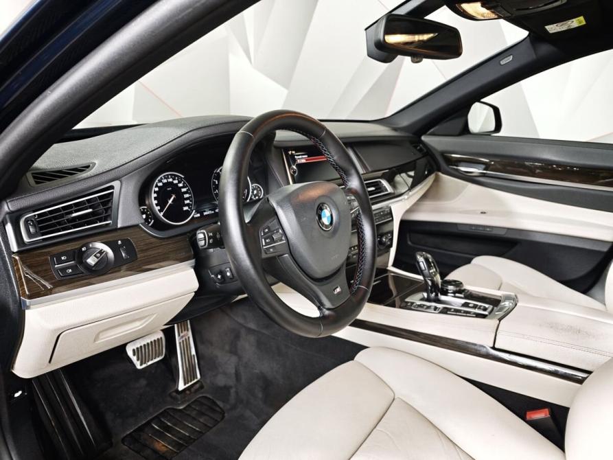 BMW 7 серии V (F01/F02/F04) Рестайлинг Москва  - изображение 12