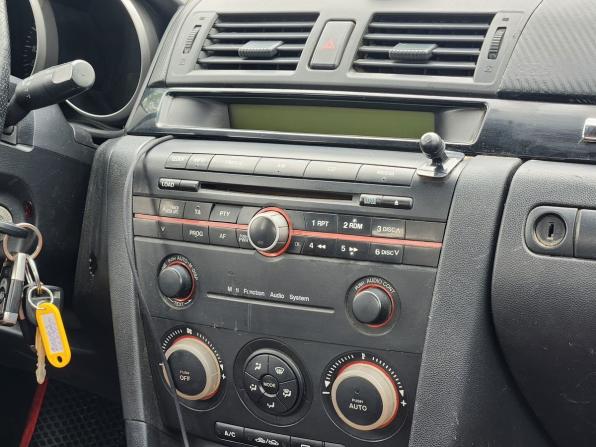 Mazda 3 I (BK) с пробегом 2005 года, цена 239 000 рублей, 380933 км, седан, Автокод Объявления