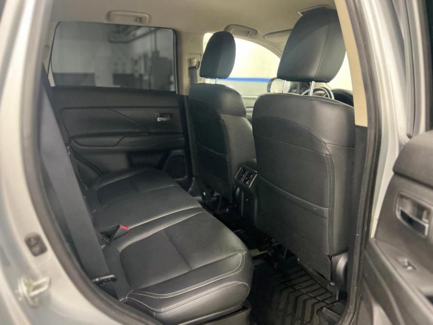 Mitsubishi Outlander III Рестайлинг 3 Санкт-Петербург  - изображение 10