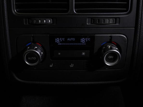 Volkswagen Touareg II с пробегом 2014 года, цена 3 158 100 рублей, 212587 км, внедорожник, Автокод Объявления