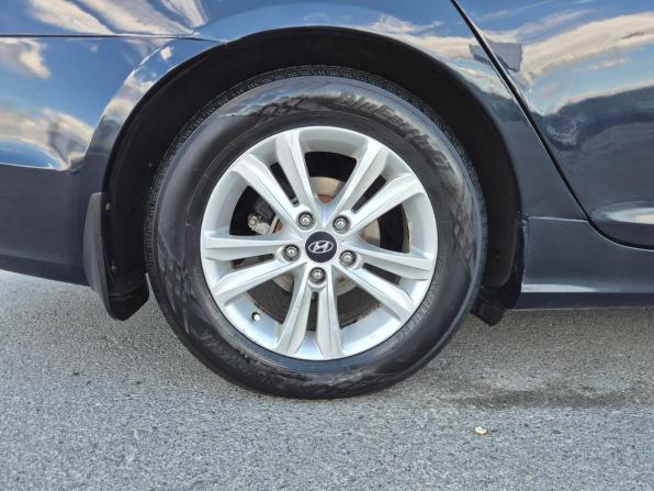 Hyundai Sonata VI (YF) с пробегом 2011 года, цена 749 000 рублей, 310034 км, седан, Автокод Объявления