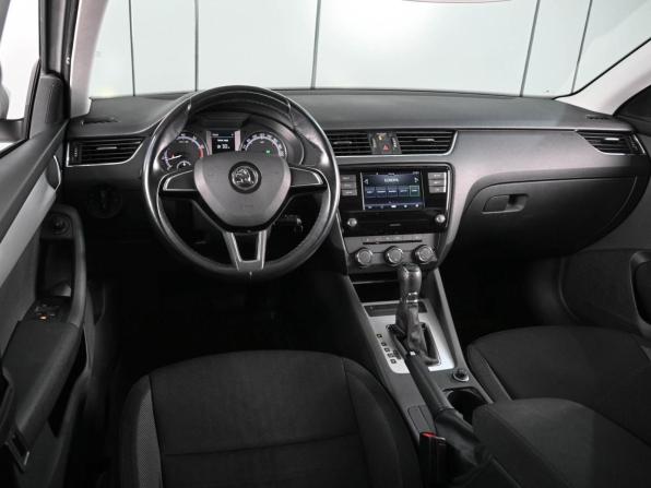 Skoda Octavia III (A7) Рестайлинг с пробегом 2020 года, цена 1 779 000 рублей, 126922 км, лифтбек, Автокод Объявления