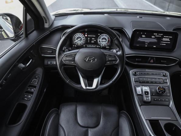 Hyundai Santa Fe IV Рестайлинг с пробегом 2022 года, цена 4 008 410 рублей, 70016 км, внедорожник, Автокод Объявления