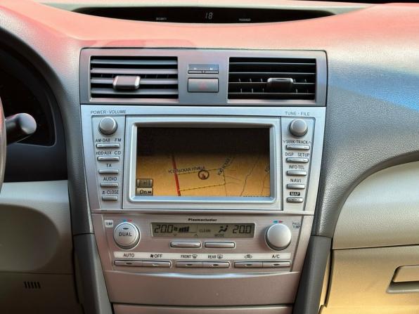 Toyota Camry VI (XV40) Рестайлинг с пробегом 2011 года, цена 1 190 000 рублей, 265877 км, седан, Автокод Объявления