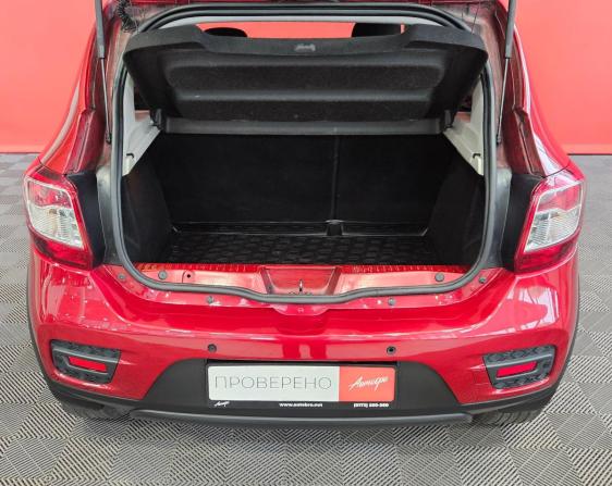 Renault Sandero II Рестайлинг с пробегом 2018 года, цена 1 199 000 рублей, 83829 км, хэтчбек, Автокод Объявления