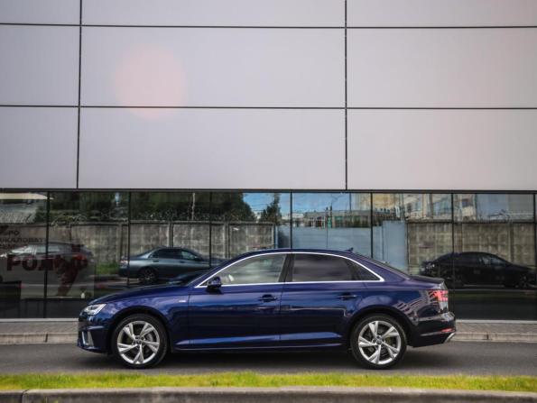 Audi A4 V (B9) с пробегом 2018 года, цена 2 650 000 рублей, 100272 км, седан, Автокод Объявления